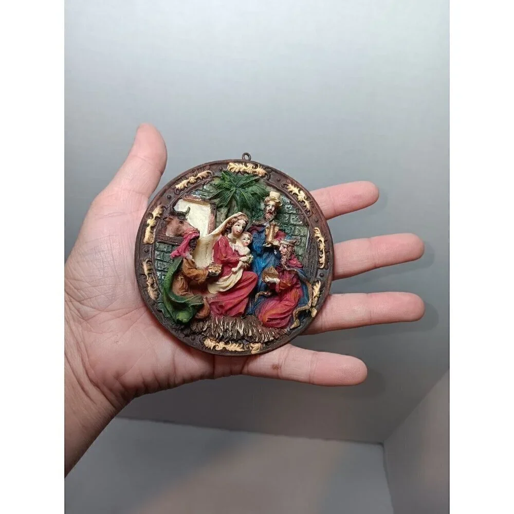 Vintage Nativity Scene 3D Round Wall Hanging Decor